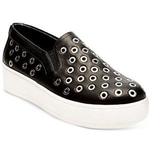 STEVE MADDEN Black Platform Eyelet Slip On Chunky Shoes 6.5M Faux Leather Belit